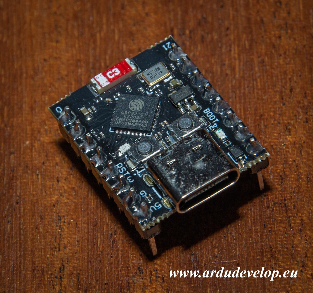 ESP32-C3 Super Mini 2